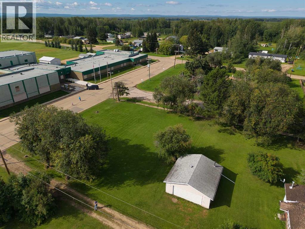 5 & 7 5 Street, Kinuso, Alberta  T0G 1K0 - Photo 6 - A2338044