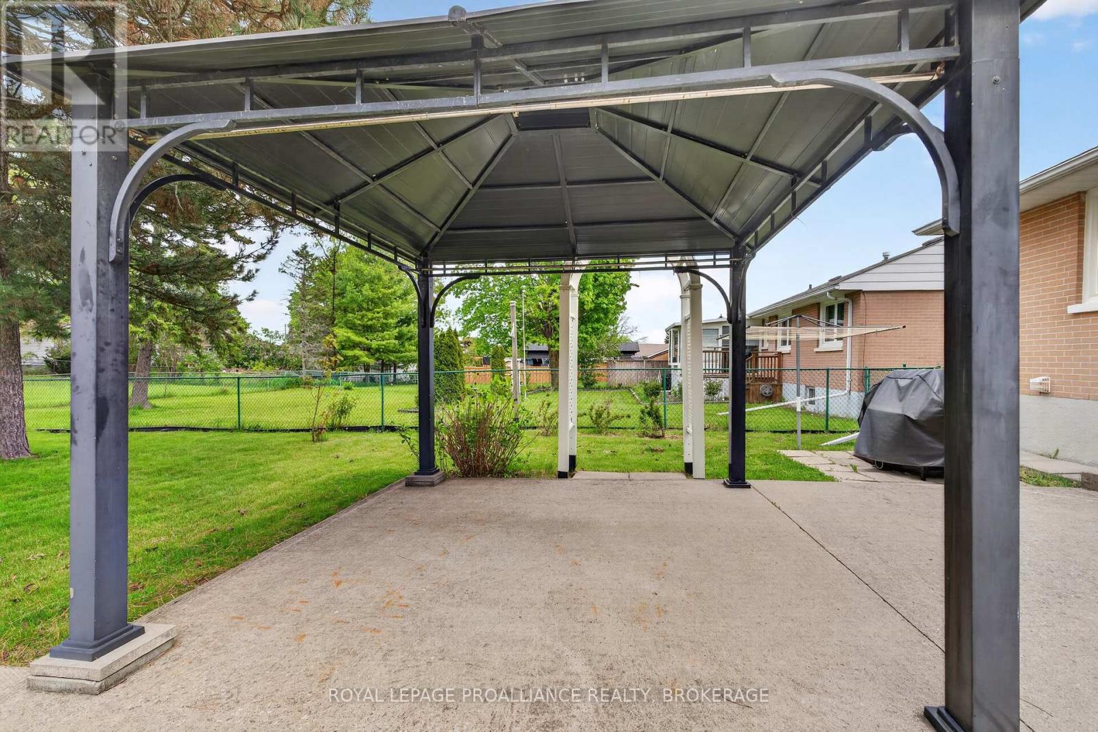 32 Lennox Street, Kingston, Ontario  K7M 4S2 - Photo 31 - X13236152