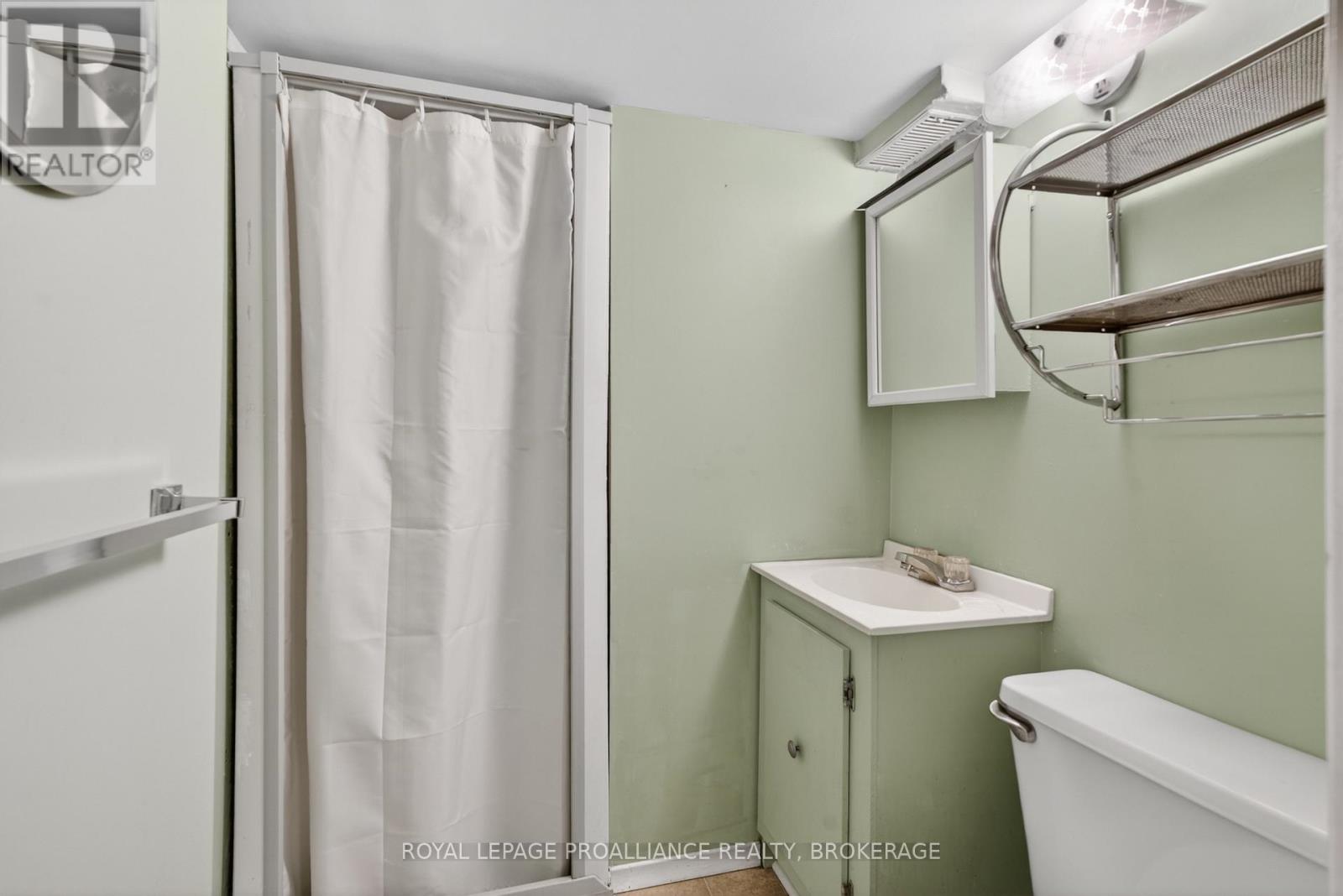32 Lennox Street, Kingston, Ontario  K7M 4S2 - Photo 27 - X13236152