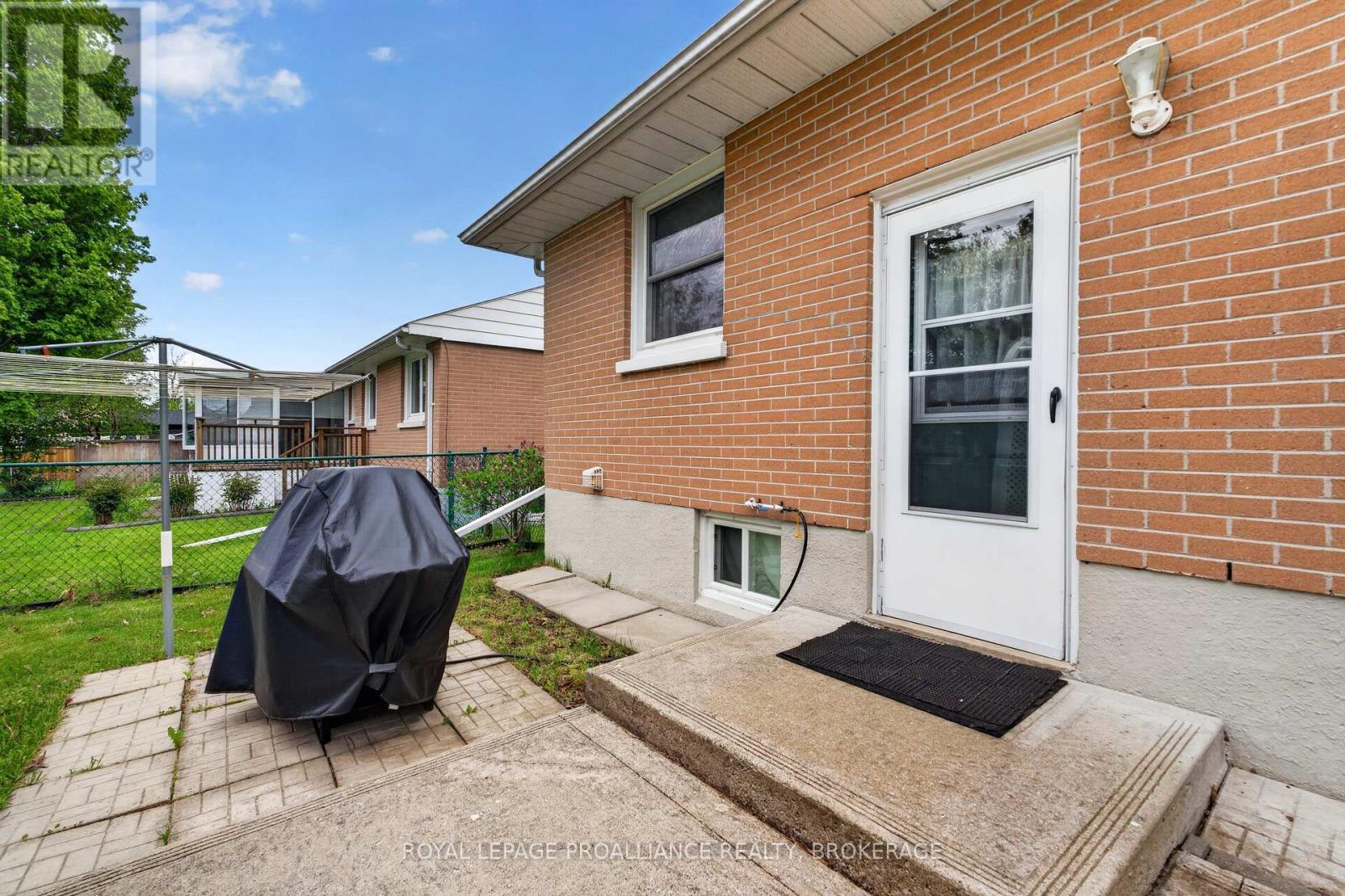 32 Lennox Street, Kingston, Ontario  K7M 4S2 - Photo 32 - X13236152
