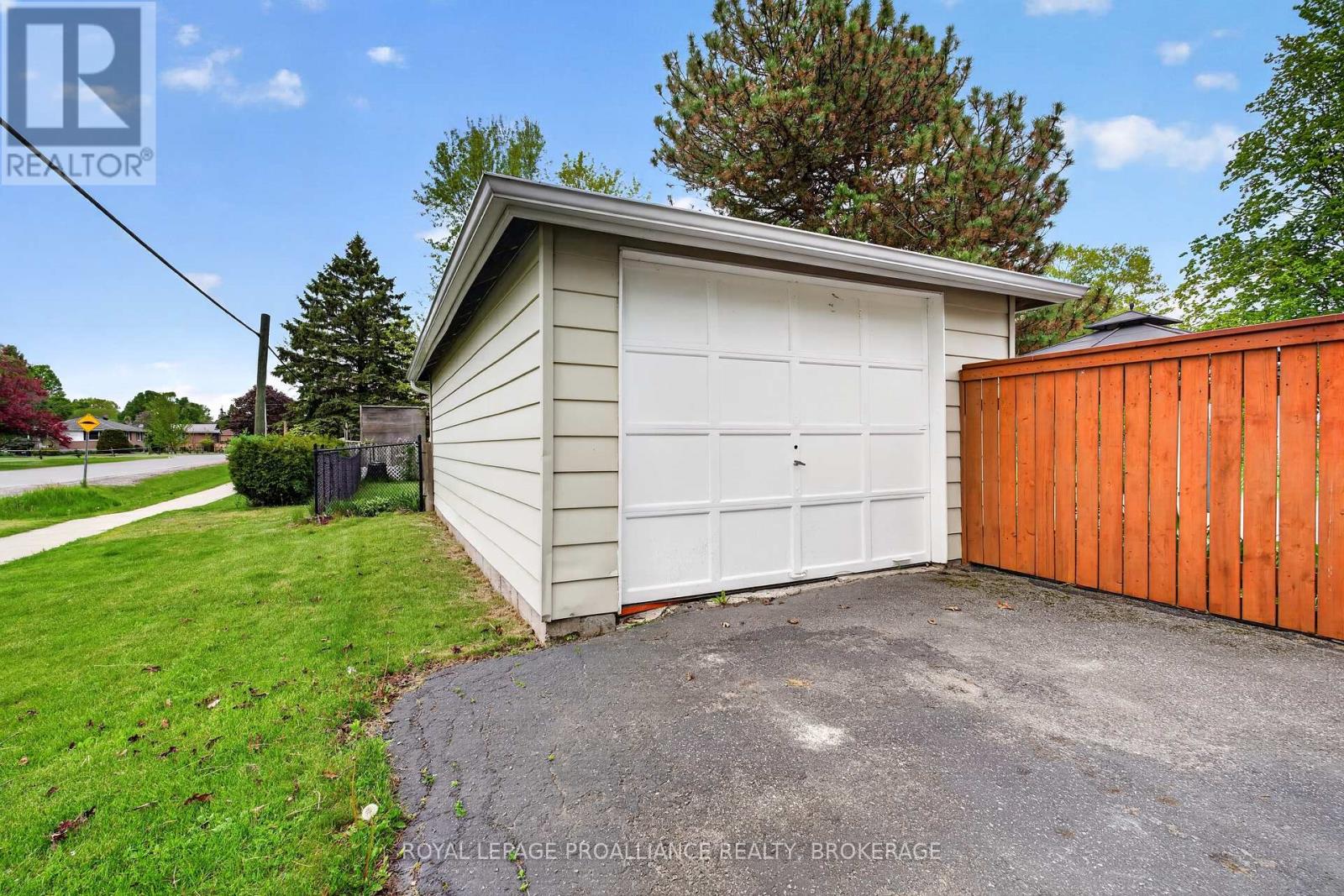 32 Lennox Street, Kingston, Ontario  K7M 4S2 - Photo 29 - X13236152