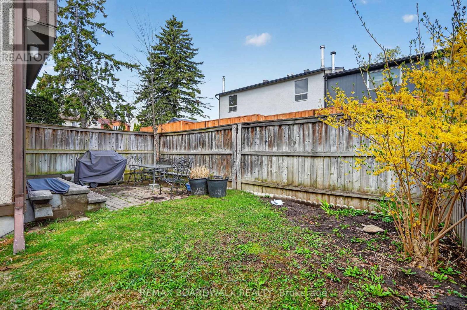 D - 5 Vanessa Terrace, Ottawa, Ontario  K2J 1Y4 - Photo 31 - X13098546
