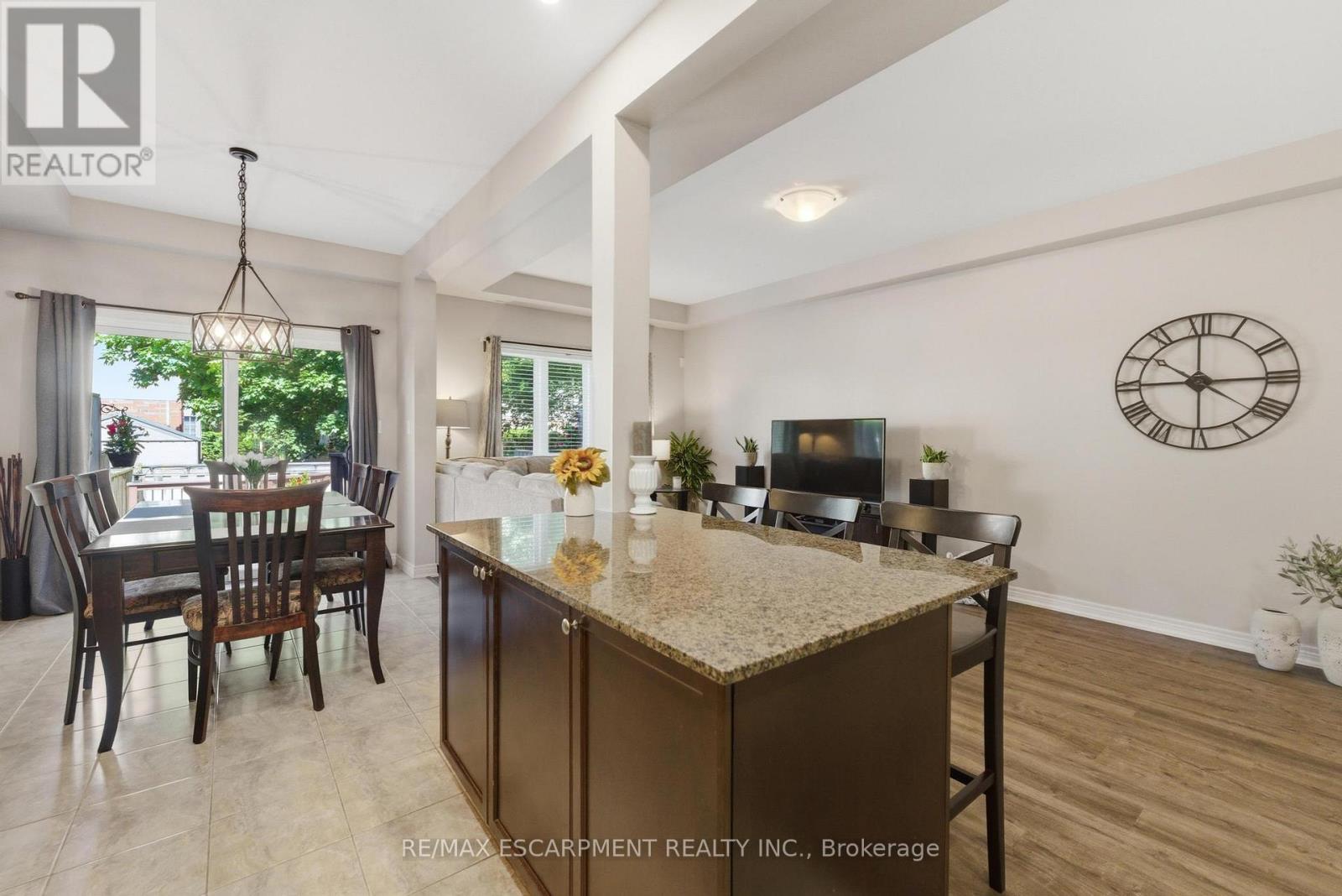 34 - 6 Chestnut Drive, Grimsby, Ontario  L3M 0C4 - Photo 8 - X13684364