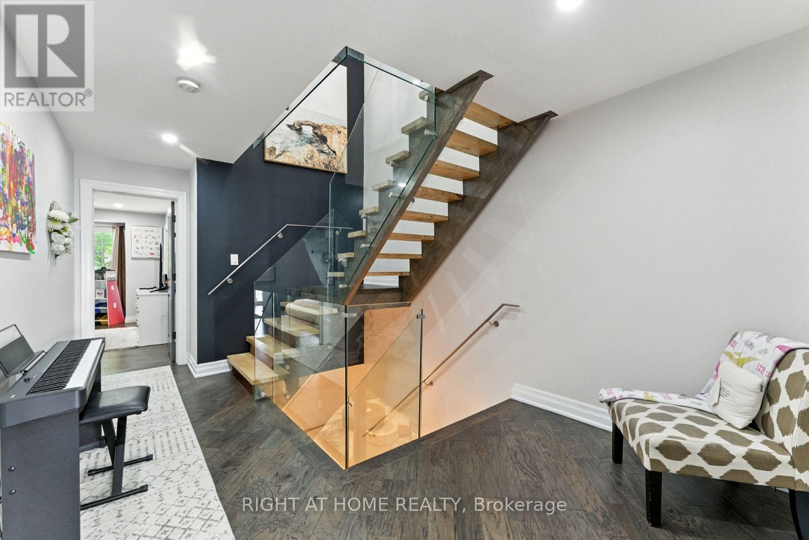 65 Sunvale Place, Hamilton, Ontario  L8E 4Z6 - Photo 19 - X13684384