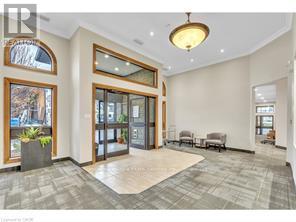 735 Bridge Street W, Waterloo, Ontario  N2V 2H1 - Photo 3 - X13684432