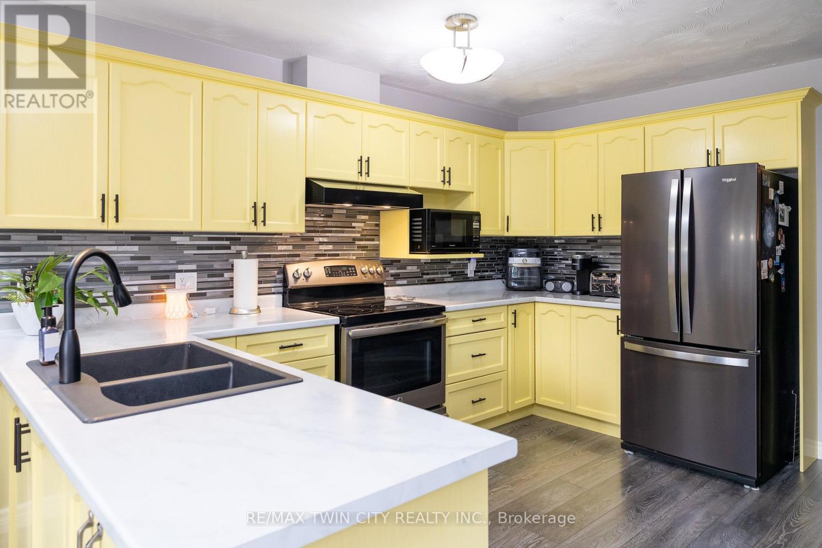 6 - 5 Yin Street, Norfolk, Ontario  N0E 1Y0 - Photo 11 - X13684456