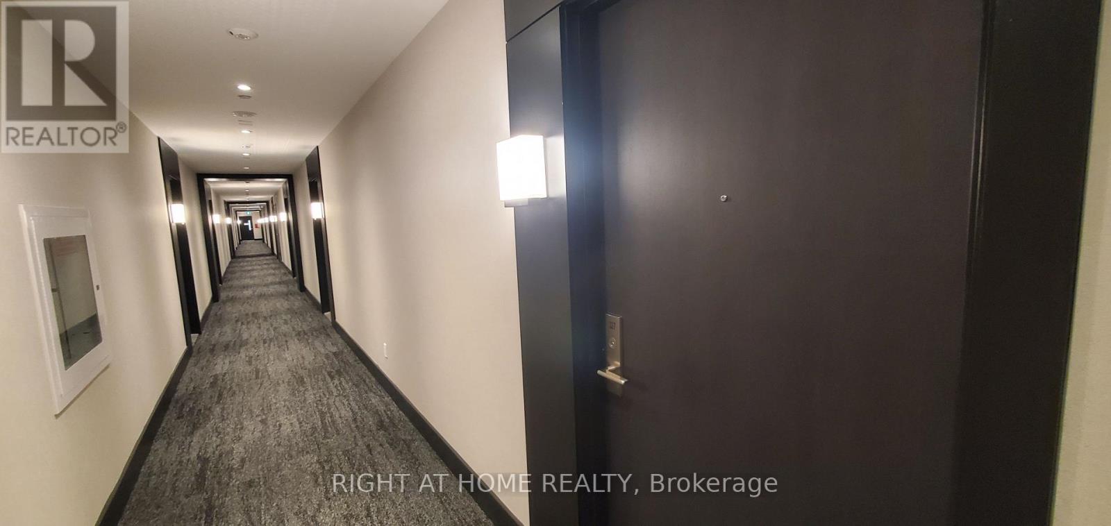 327 - 55 Duke Street W, Kitchener, Ontario  N2H 0C9 - Photo 4 - X13684474