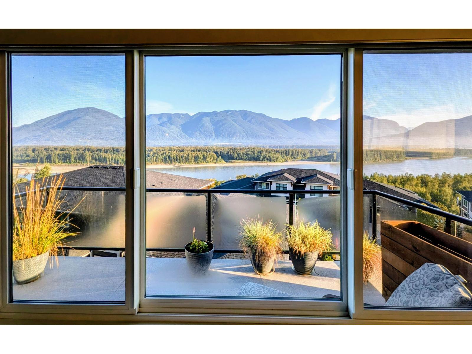 48 43685 Chilliwack Mountain Road, Chilliwack Mountain, Chilliwack, British Columbia  V2R 0X5 - Photo 2 - R3156244