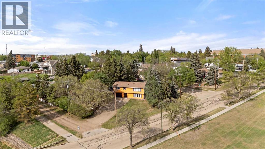 4702 51 Street, Camrose, Alberta  T4V 1R8 - Photo 4 - A2315721