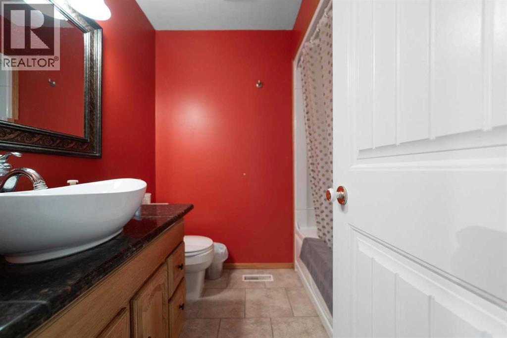 4702 51 Street, Camrose, Alberta  T4V 1R8 - Photo 22 - A2315721