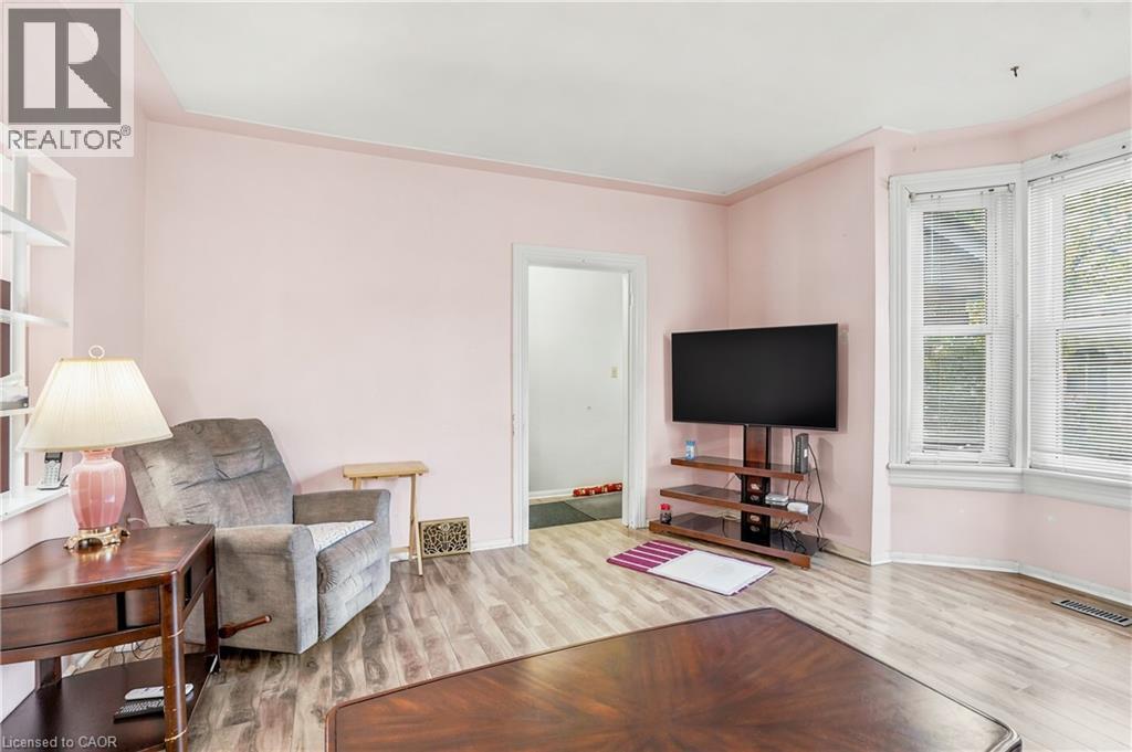 22 Cheever Street, Hamilton, Ontario  L8L 5R7 - Photo 8 - 40837793
