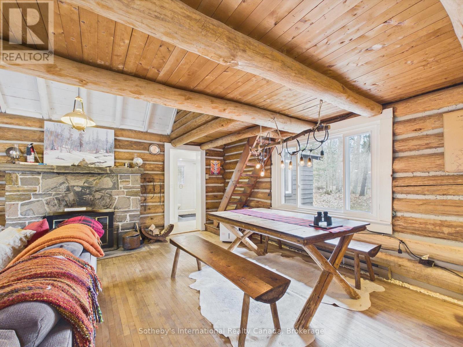 1100 Old Hwy 117 Highway, Lake Of Bays, Ontario  P0B 1A0 - Photo 2 - X13085344