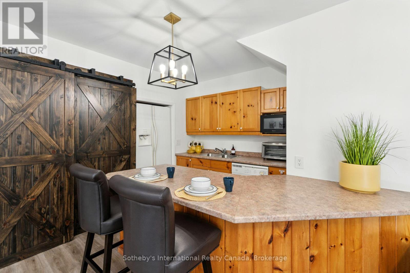 Lower Level - 1060 North Kahshe Lake Road, Gravenhurst, Ontario  P0E 1G0 - Photo 2 - X13663562
