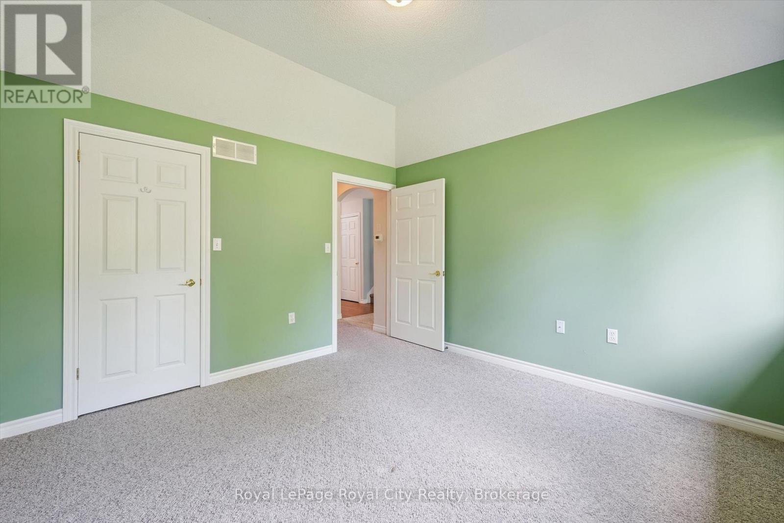 46 Terraview Crescent, Guelph, Ontario  N1G 5E9 - Photo 10 - X13684238