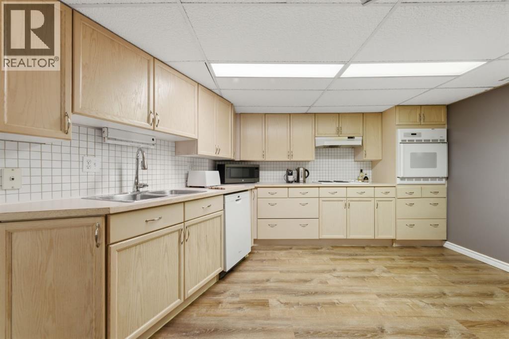 6016 Dalcastle Crescent NW, Calgary, Alberta  T3A 1S4 - Photo 32 - A2329202