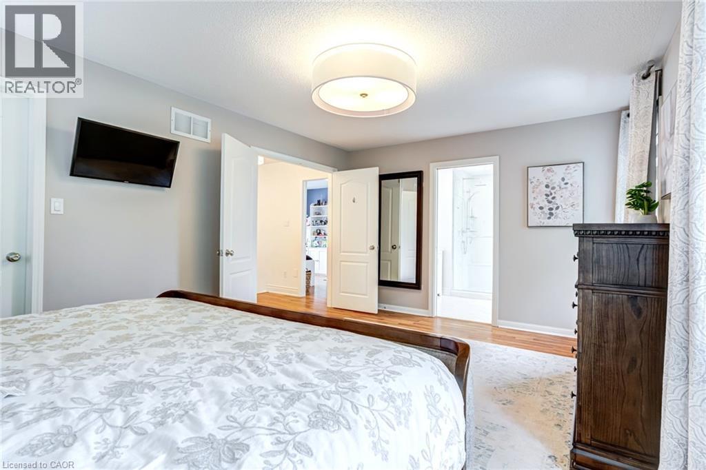 2342 Lionstone Drive, Oakville, Ontario  L6M 4T4 - Photo 13 - 40856235