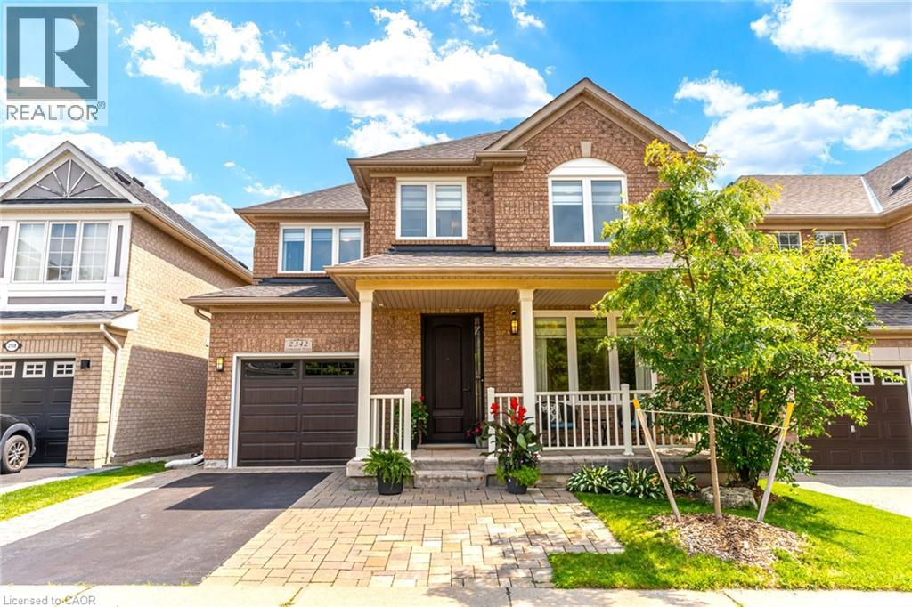 2342 LIONSTONE Drive, Oakville, Ontario