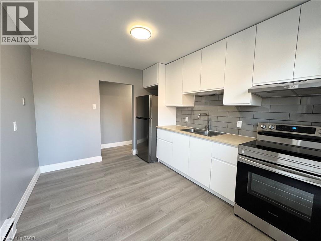 20 Raitar Avenue Unit# 4, Kitchener, Ontario  N2H 6A7 - Photo 5 - 40856121
