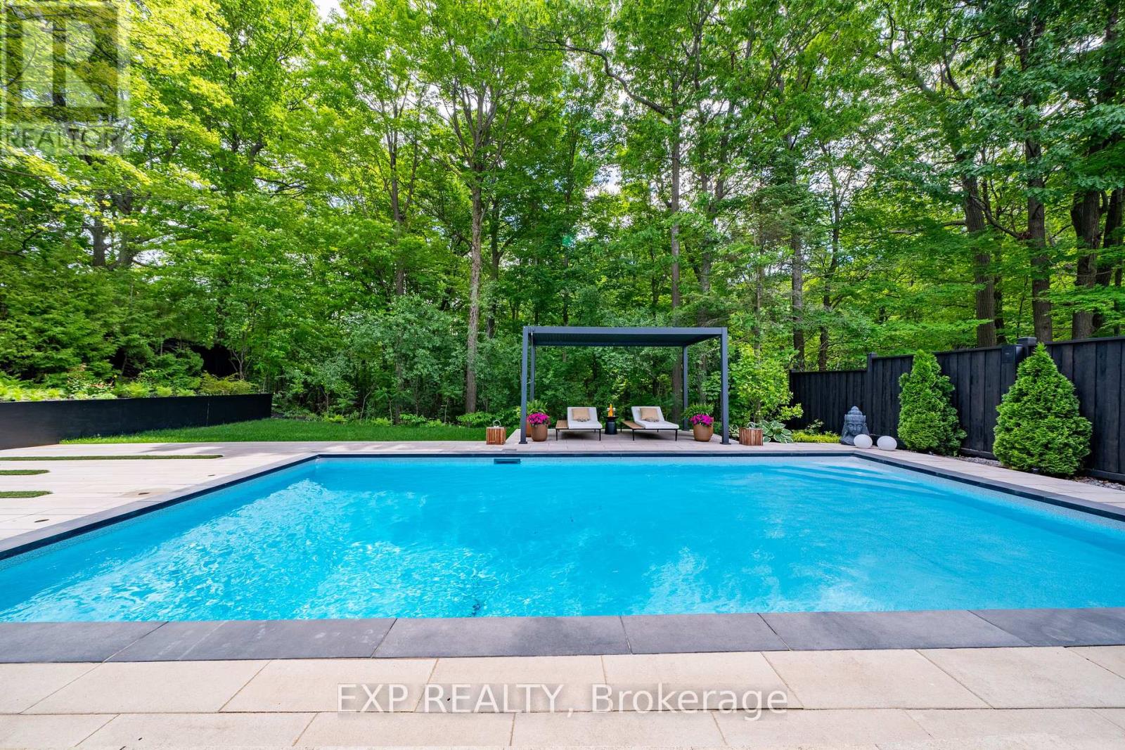 105 Park Crescent, Richmond Hill, Ontario  L4E 3J5 - Photo 44 - N13439036