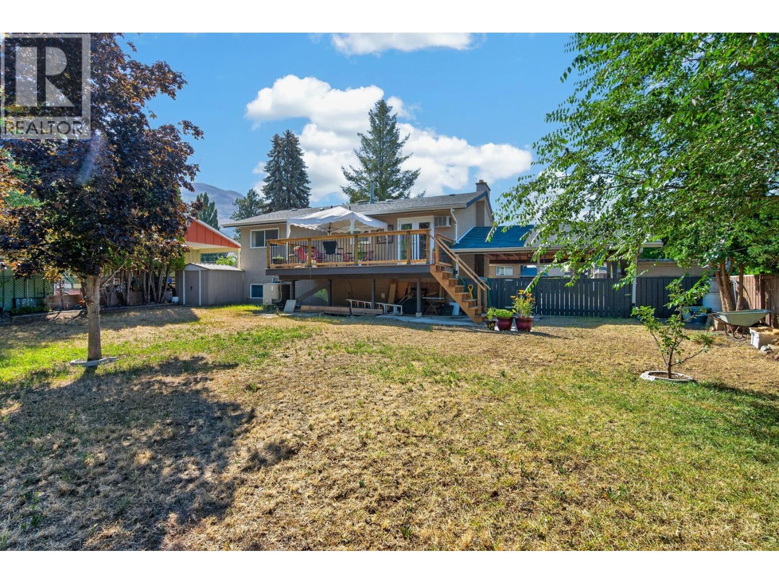 686 Sicamore Drive, Kamloops, British Columbia  V2B 6R5 - Photo 30 - 10398002