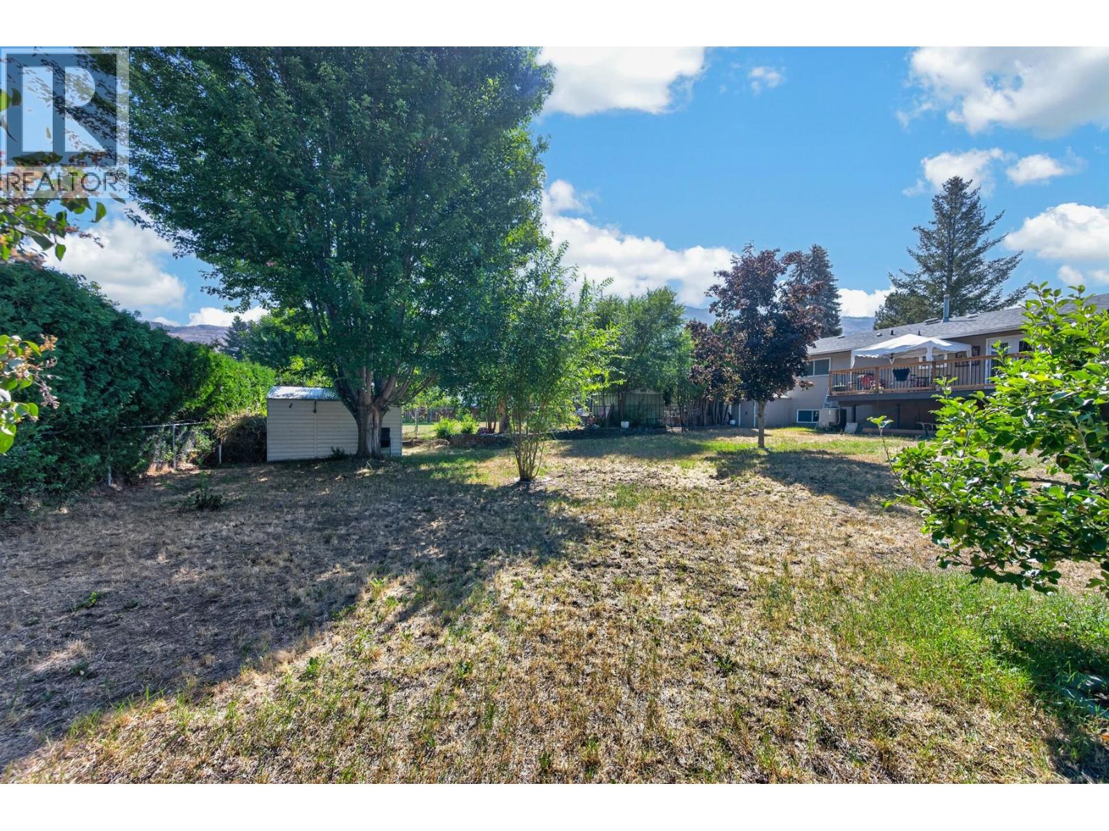 686 Sicamore Drive, Kamloops, British Columbia  V2B 6R5 - Photo 34 - 10398002