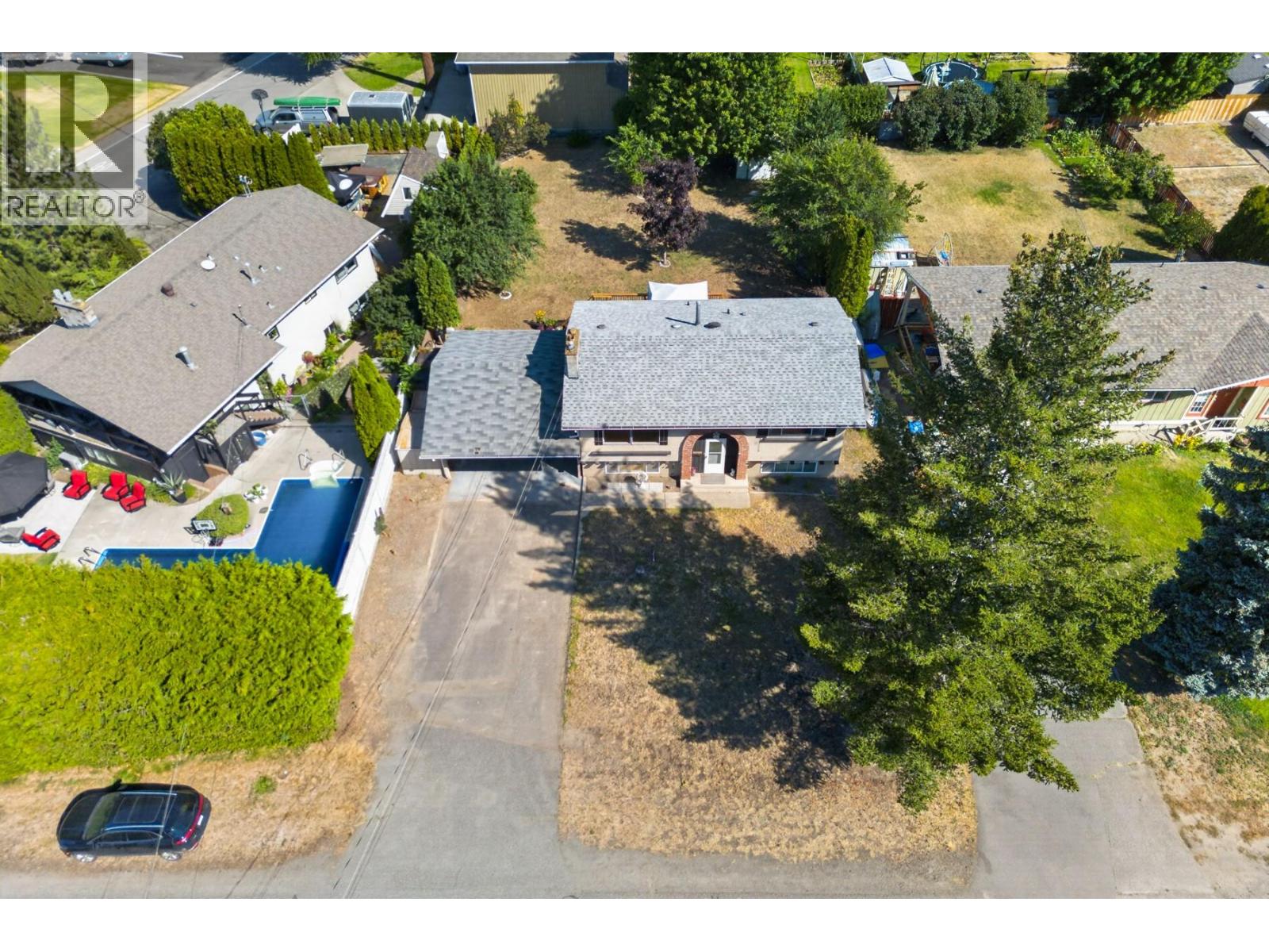 686 Sicamore Drive, Kamloops, British Columbia  V2B 6R5 - Photo 35 - 10398002
