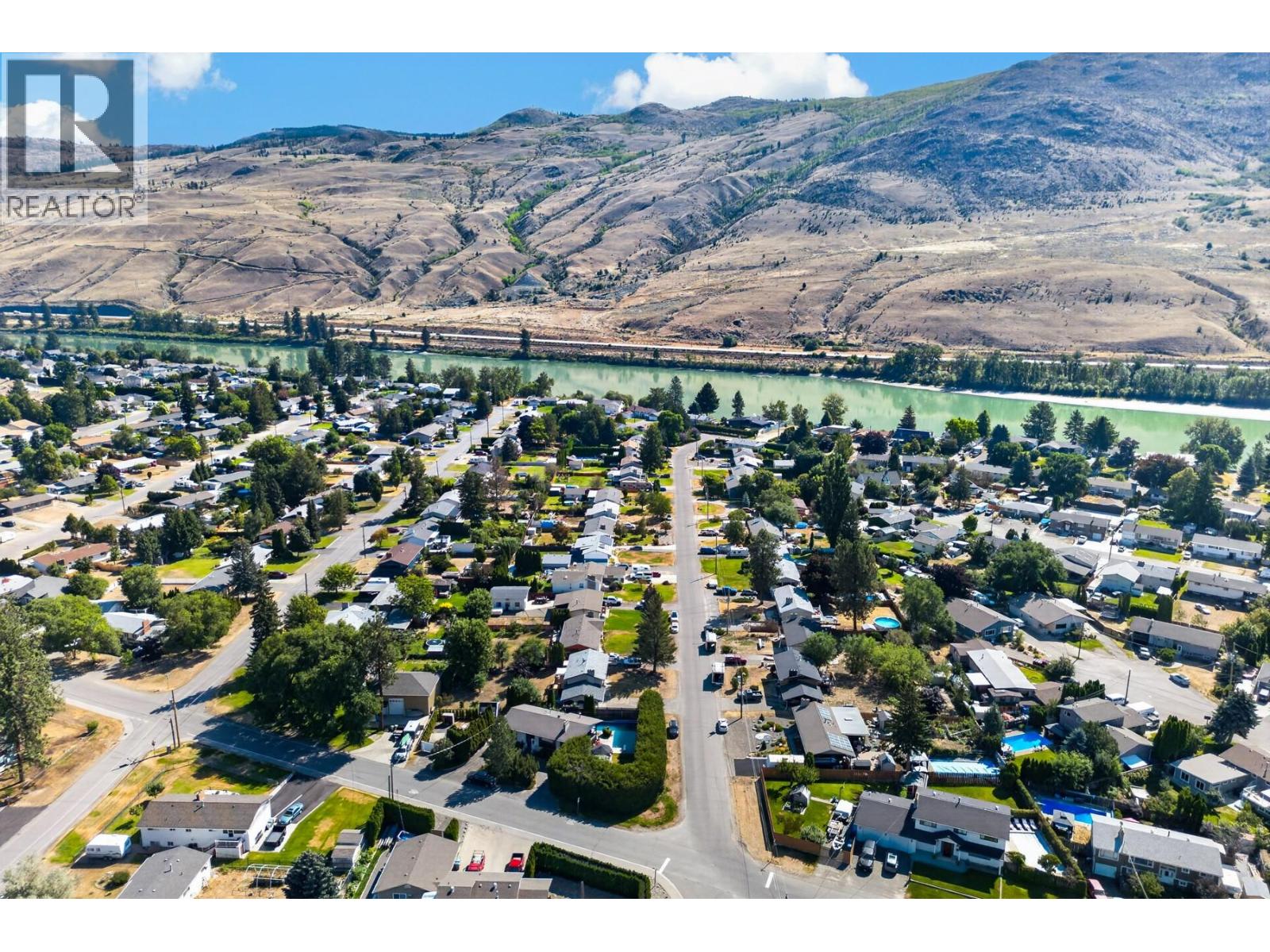 686 Sicamore Drive, Kamloops, British Columbia  V2B 6R5 - Photo 42 - 10398002