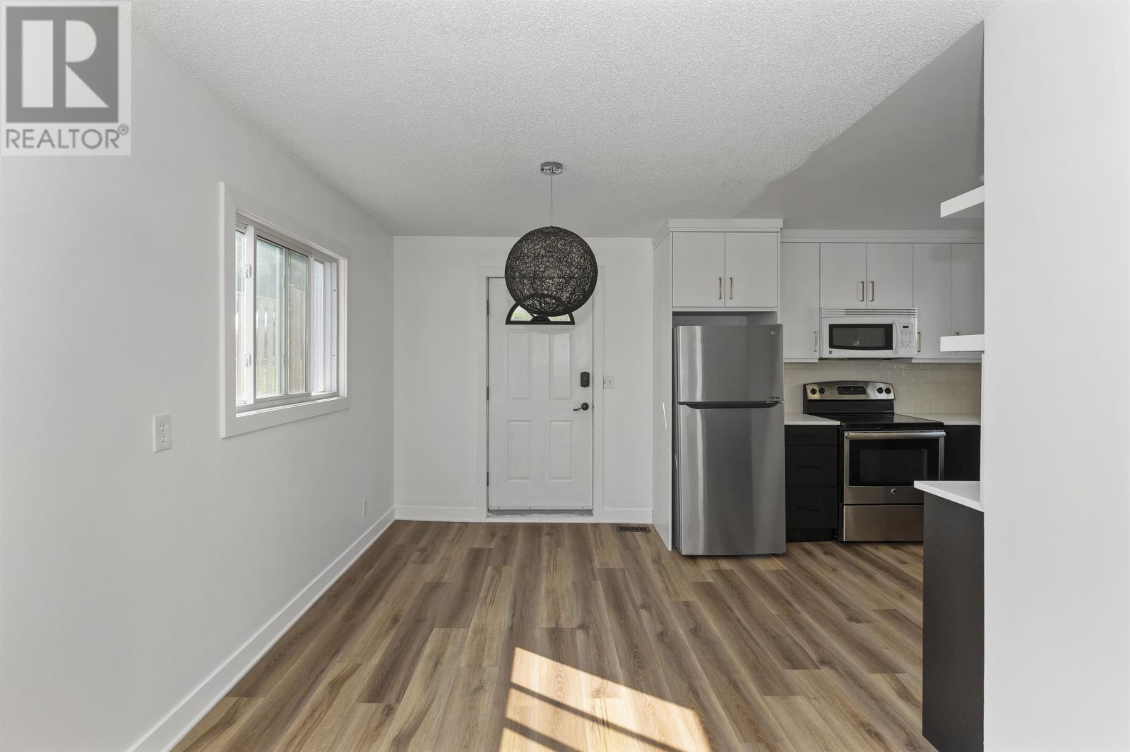 92 Jean St, Thunder Bay, Ontario  P7A 5E9 - Photo 5 - TB2602298