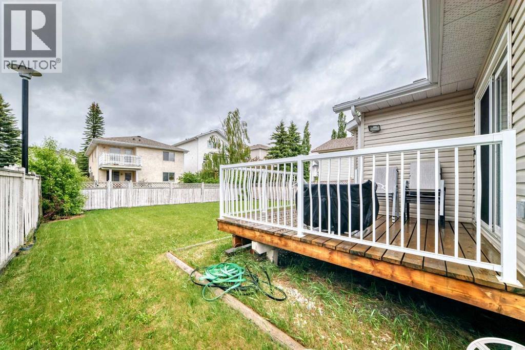83 Hawkmount Green NW, Calgary, Alberta  T3G 3T9 - Photo 30 - A2307994