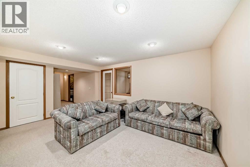 83 Hawkmount Green NW, Calgary, Alberta  T3G 3T9 - Photo 28 - A2307994