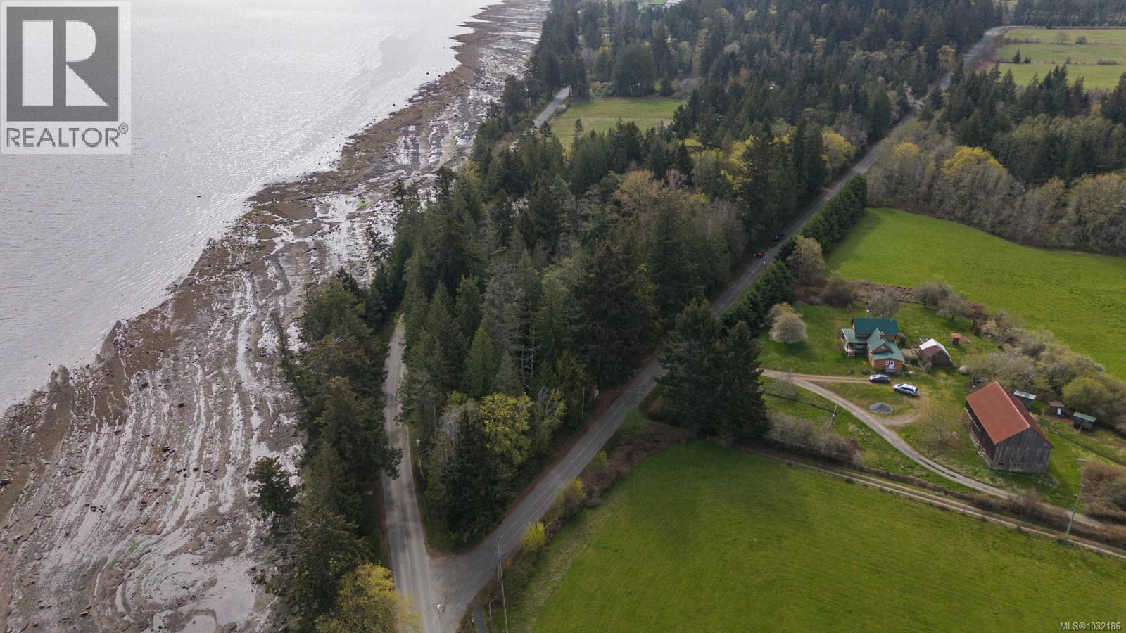 East Rd, Denman Island, British Columbia  V0R 1T0 - Photo 2 - 1032186
