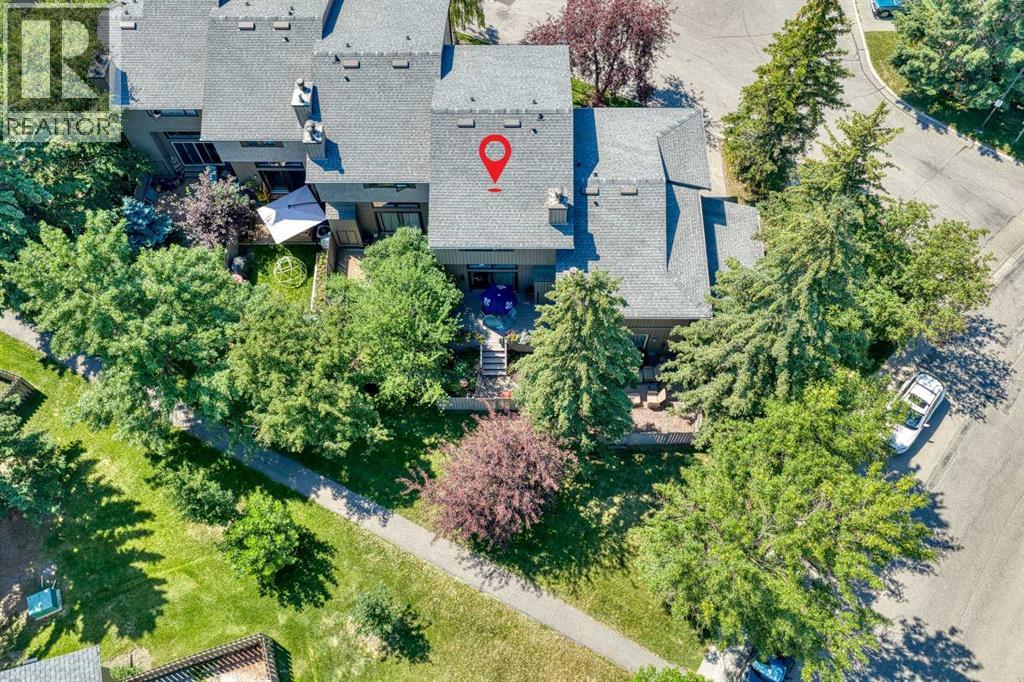 104, 23 Glamis Drive SW, Calgary, Alberta  T3E 6S3 - Photo 4 - A2330242