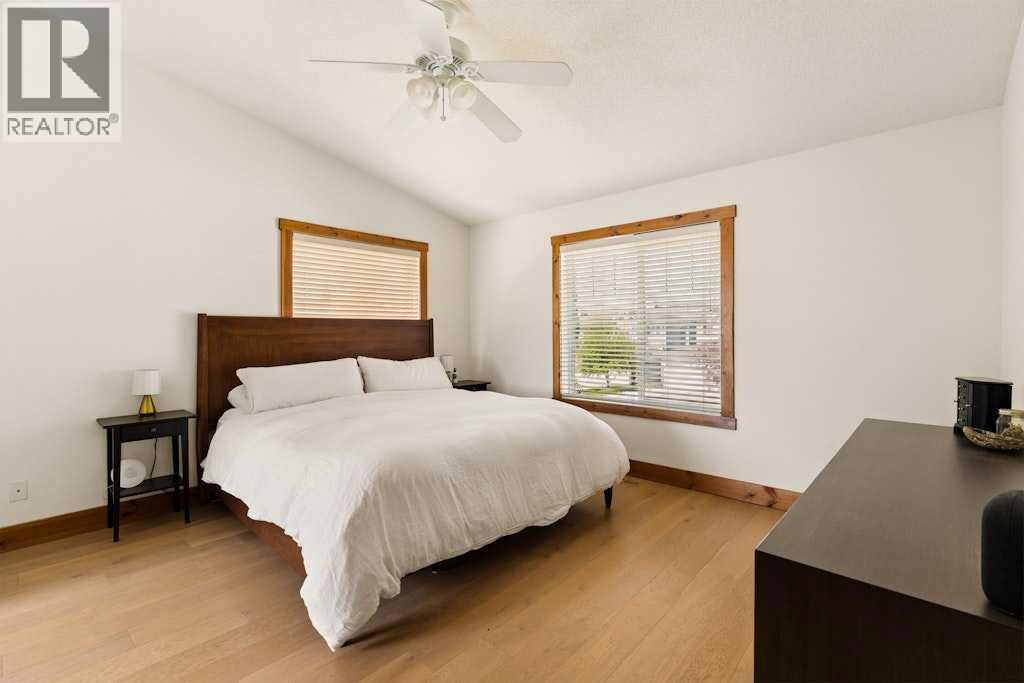 115 Rockmont Court Nw, Calgary, Alberta  T3G 5V8 - Photo 20 - A2331190