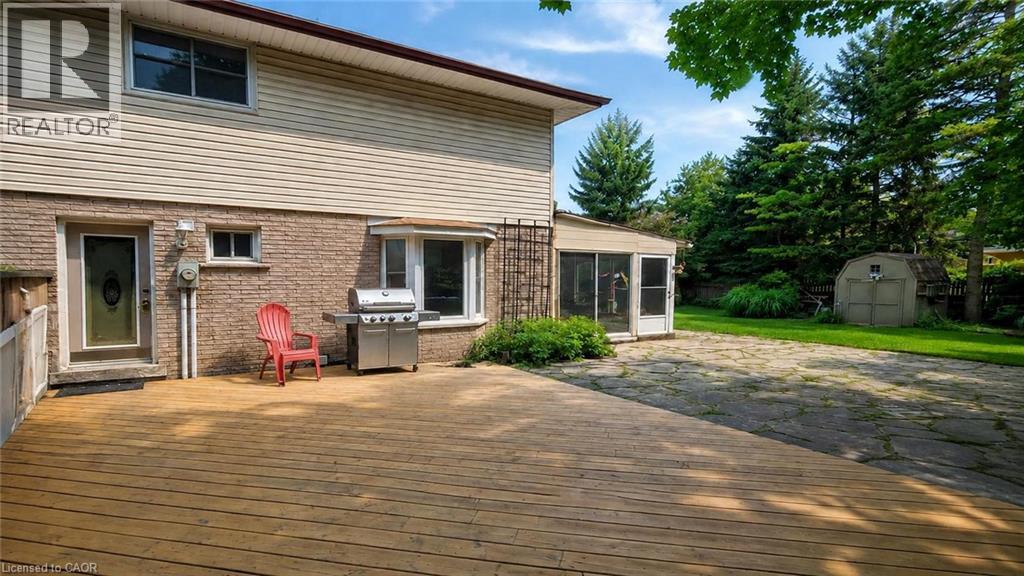 27 Elmhurst Crescent, Guelph, Ontario  N1H 6C8 - Photo 2 - 40856095