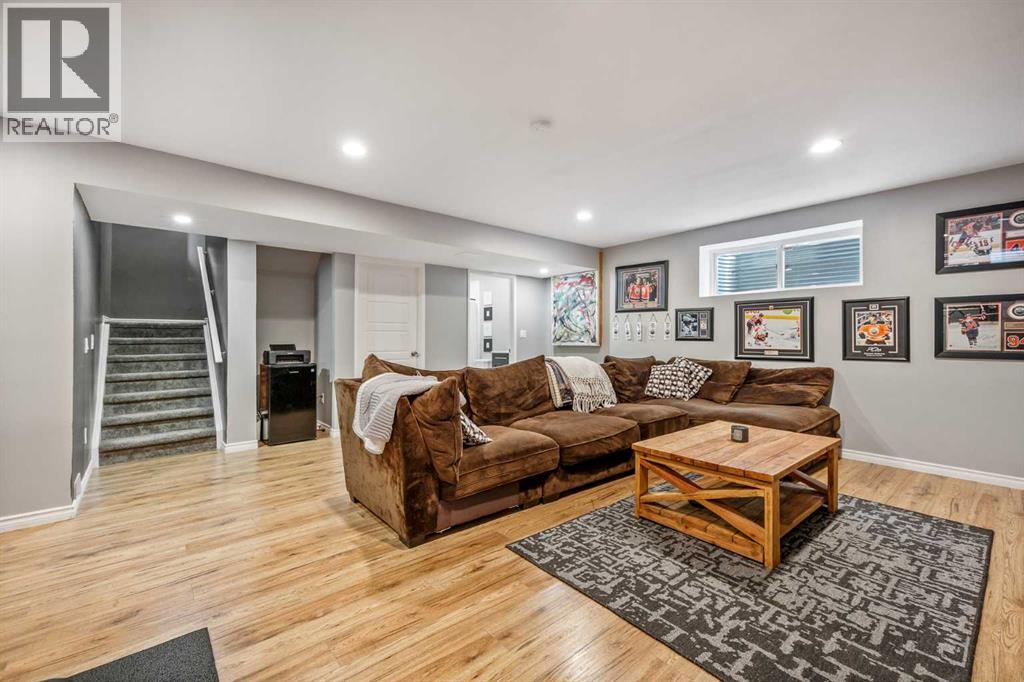 5 Copperpond Link SE, Calgary, Alberta  T2Z 0L2 - Photo 34 - A2334963