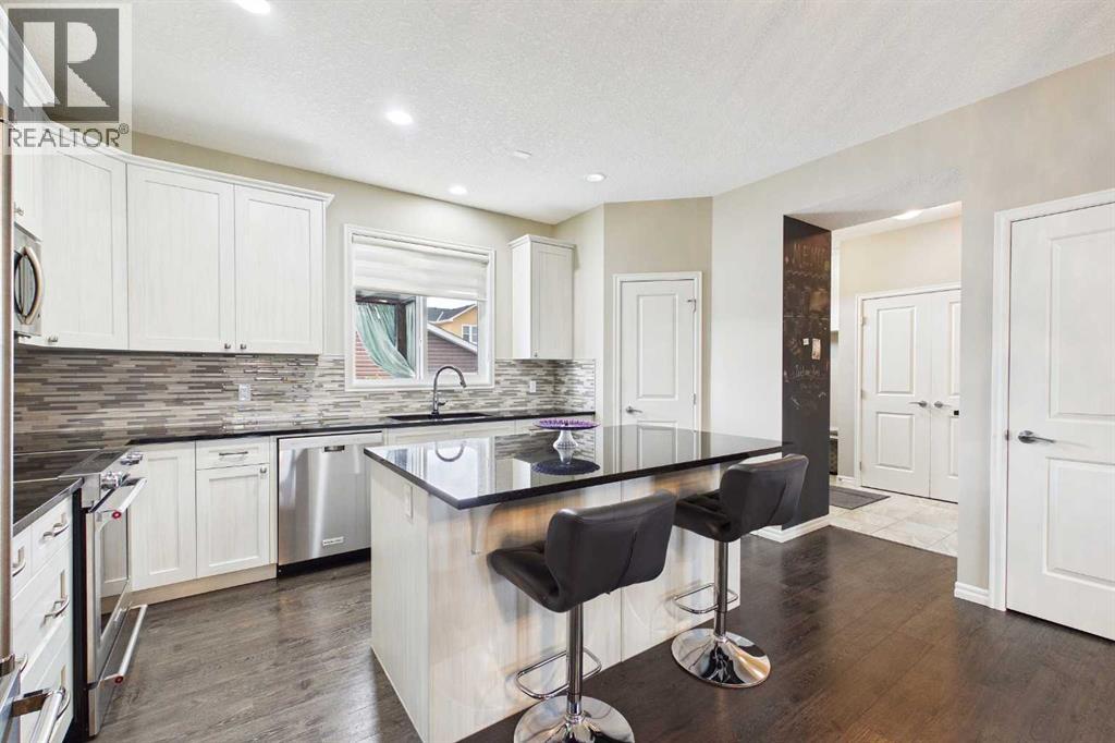 83 Redstone Gardens NE, Calgary, Alberta  T3N 0J8 - Photo 17 - A2336592