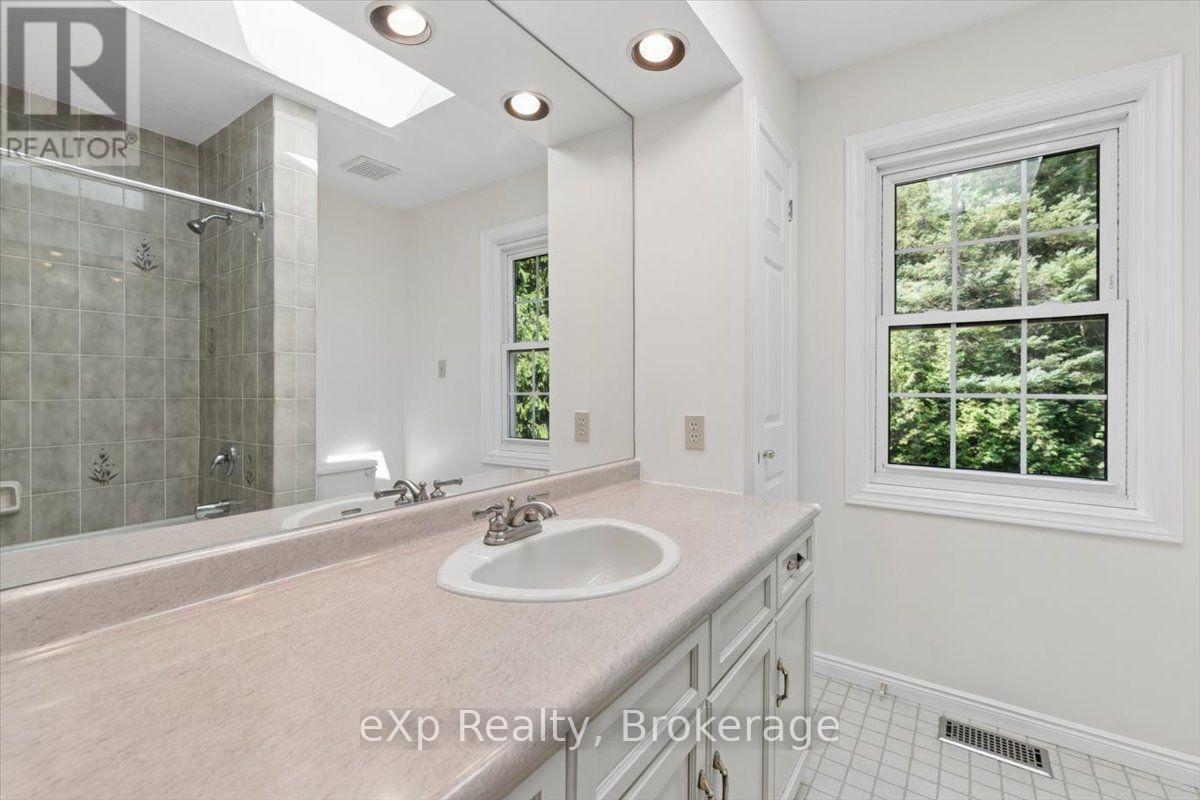 2039 Blacklock Street, Milton, Ontario  L0P 1B0 - Photo 28 - W13603964