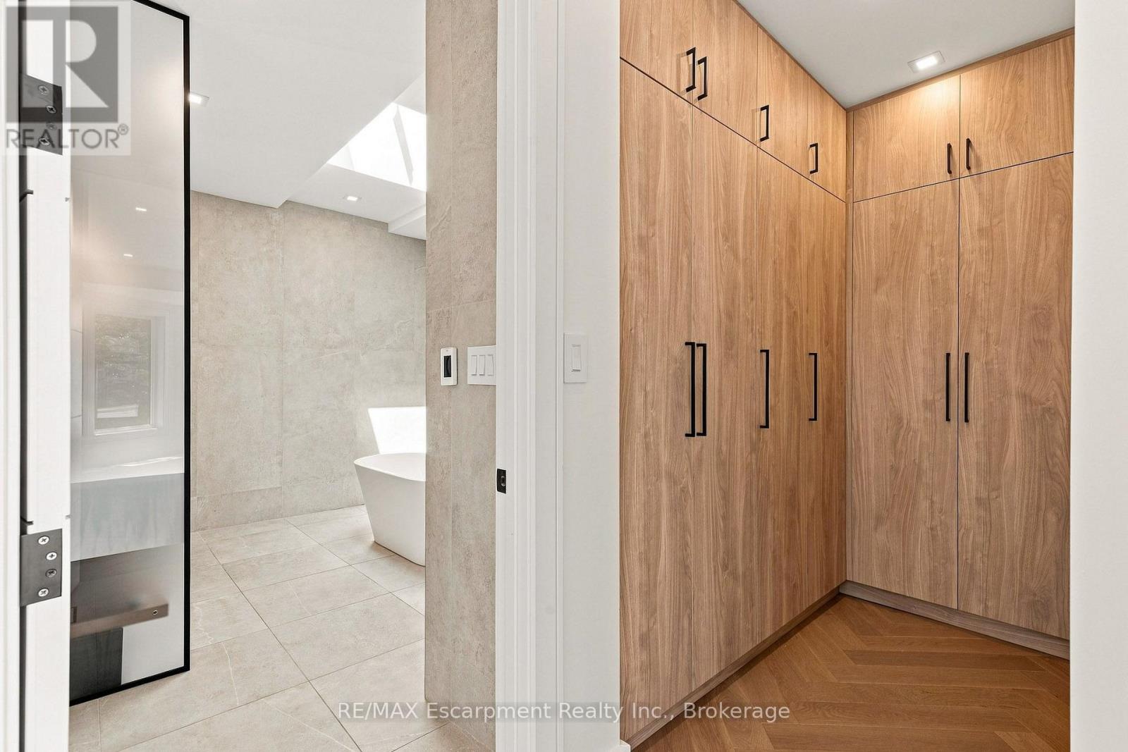 100 Appleby Place, Burlington, Ontario  L7L 2X1 - Photo 22 - W13684620