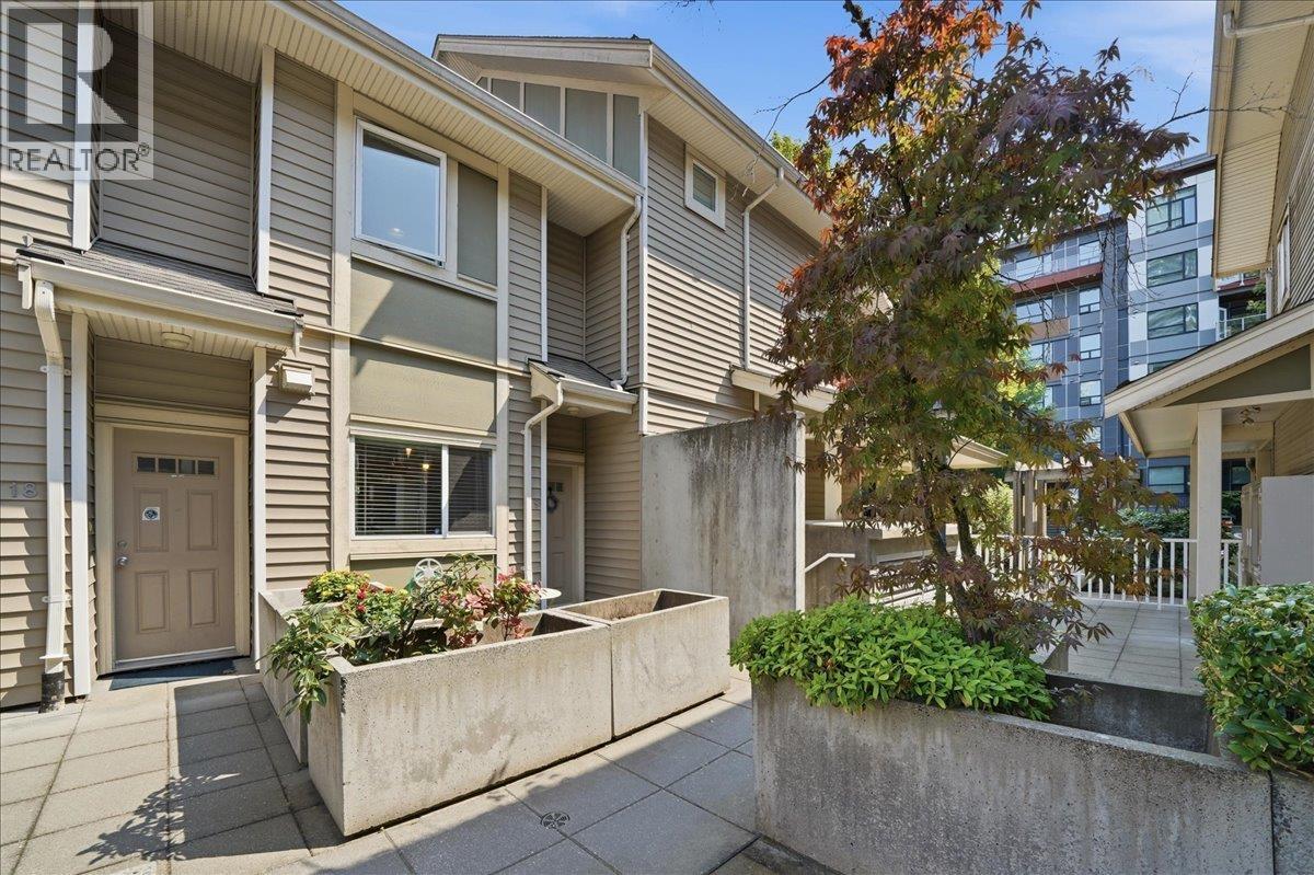 19 621 Langside Avenue, Coquitlam, British Columbia  V3J 0A8 - Photo 2 - R3156406