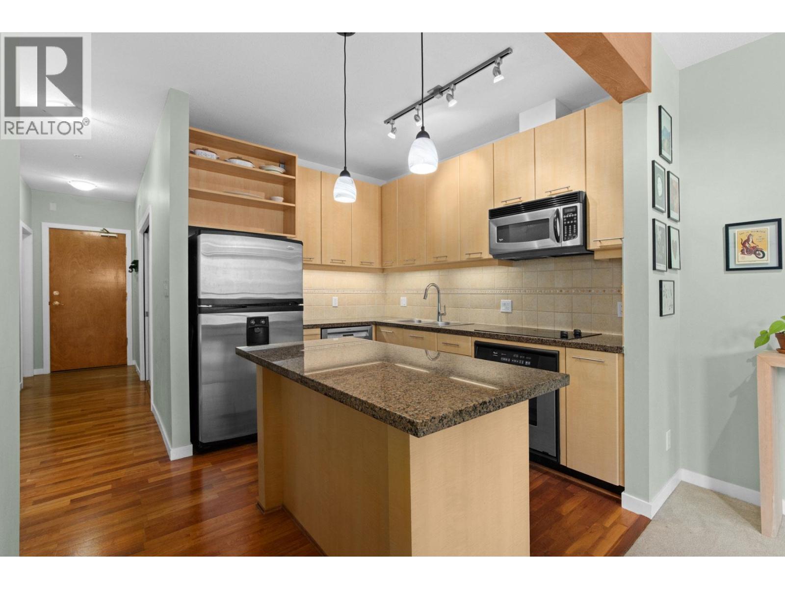 408 560 Ravenwoods Drive, North Vancouver, British Columbia  V7G 2T3 - Photo 2 - R3156420
