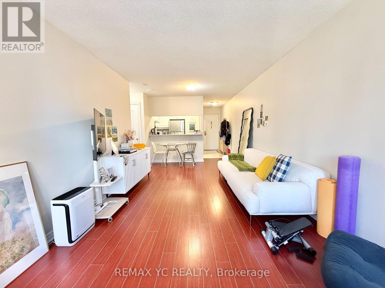 1011 - 18 Sommerset Way, Toronto, Ontario  M2N 6X5 - Photo 3 - C13682946