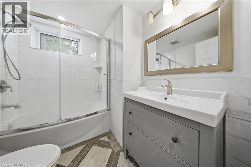 203 West 31st Street, Hamilton, Ontario  L9C 5G3 - Photo 23 - 40856431