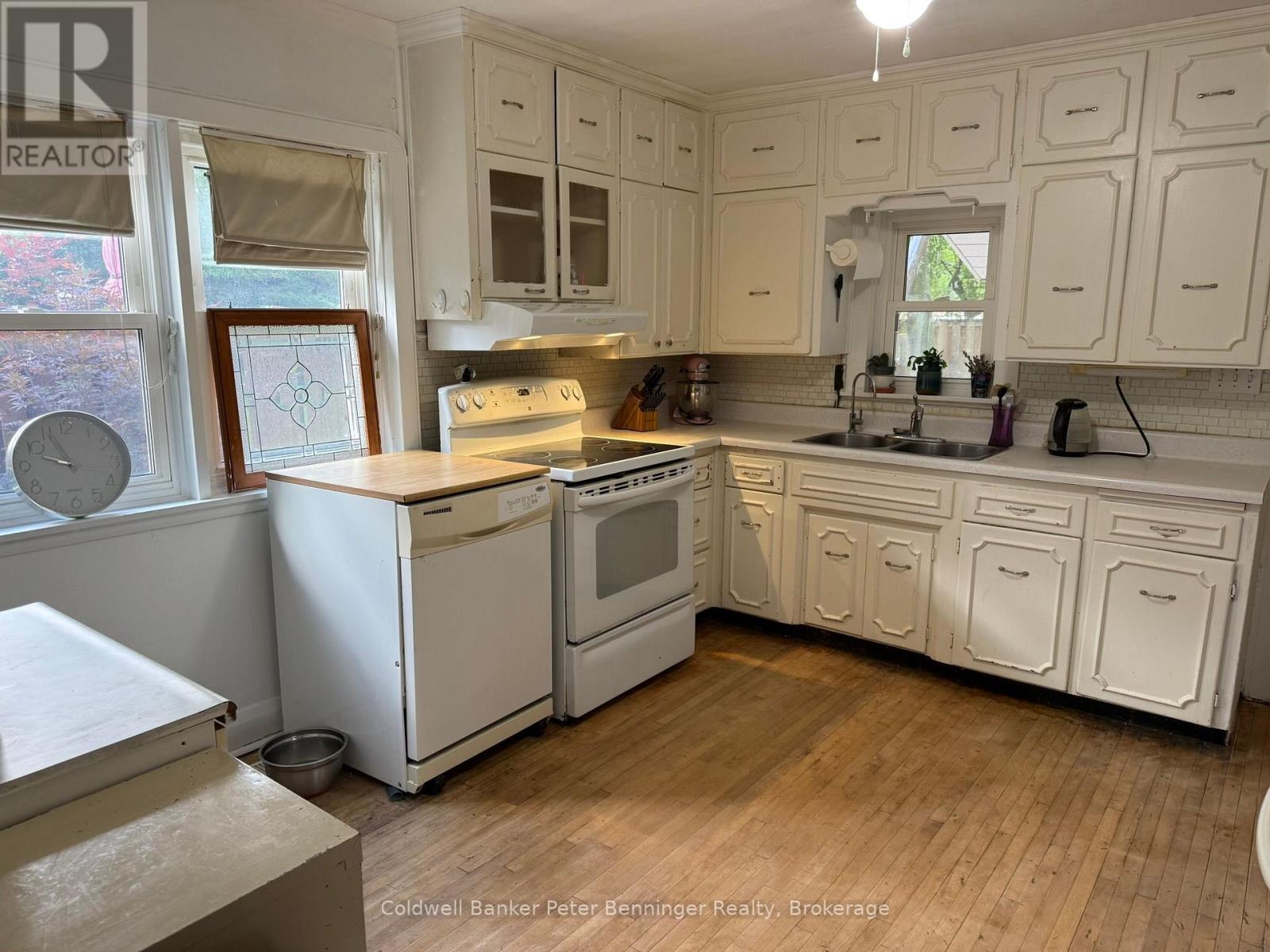 552 11th Avenue, Hanover, Ontario  N4N 2S4 - Photo 9 - X13684562