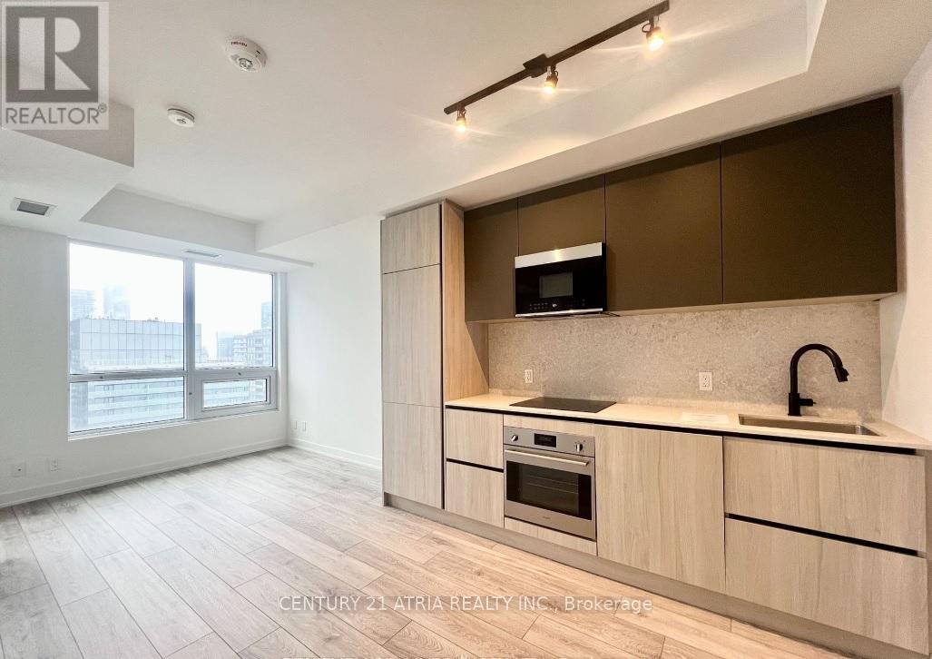 3709 - 108 Peter Street, Toronto, Ontario  M5V 0W2 - Photo 3 - C13684658