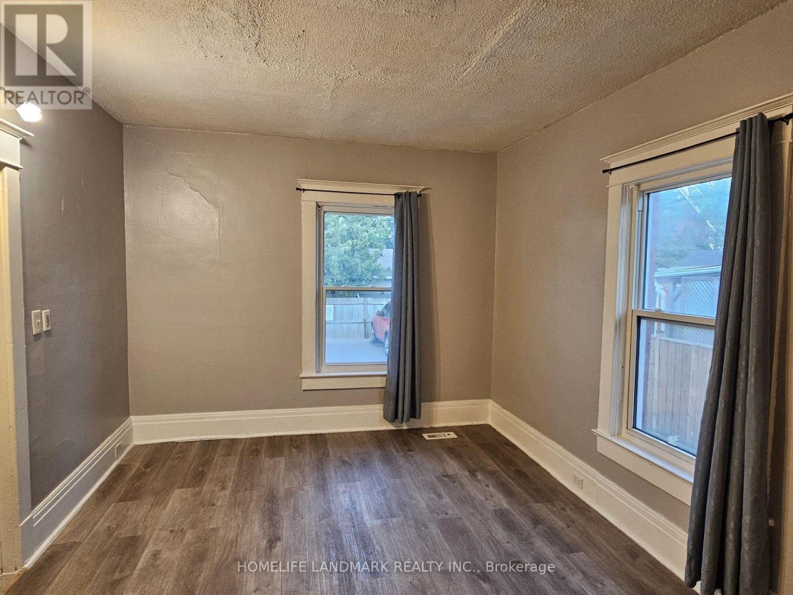 #3 - 23 Ritson Road S, Oshawa, Ontario L1H 5G7 - Photo 4 - E13684594
