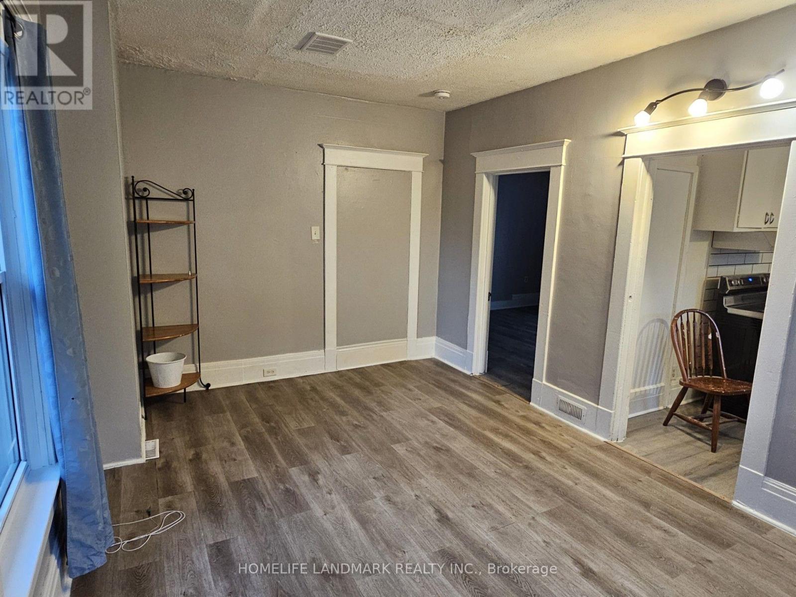 #3 - 23 Ritson Road S, Oshawa, Ontario L1H 5G7 - Photo 6 - E13684594