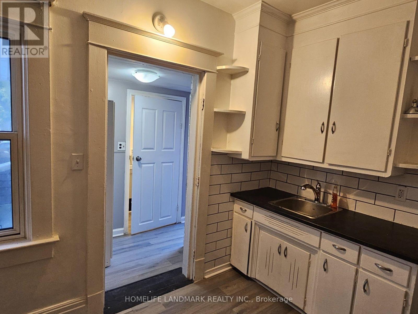 #3 - 23 Ritson Road S, Oshawa, Ontario L1H 5G7 - Photo 8 - E13684594