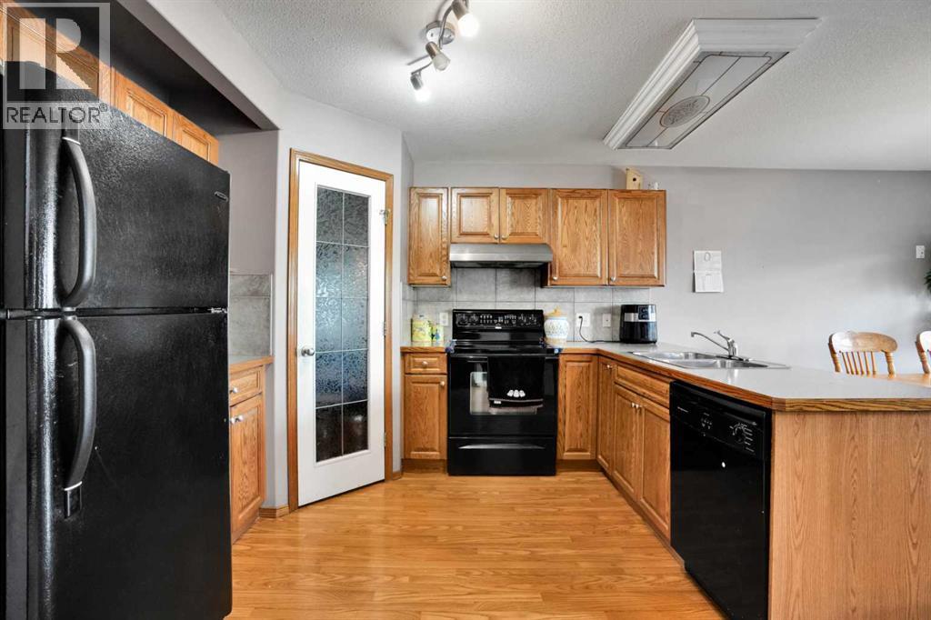 49 Saddletree Close Ne, Calgary, Alberta  T3J 5H9 - Photo 11 - A2337353