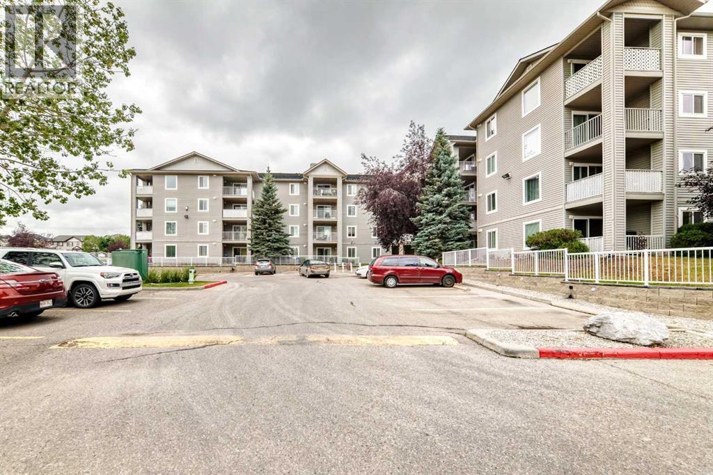 5208a, 604 8 Street SW, Airdrie, Alberta  T4B 2W8 - Photo 2 - A2337420