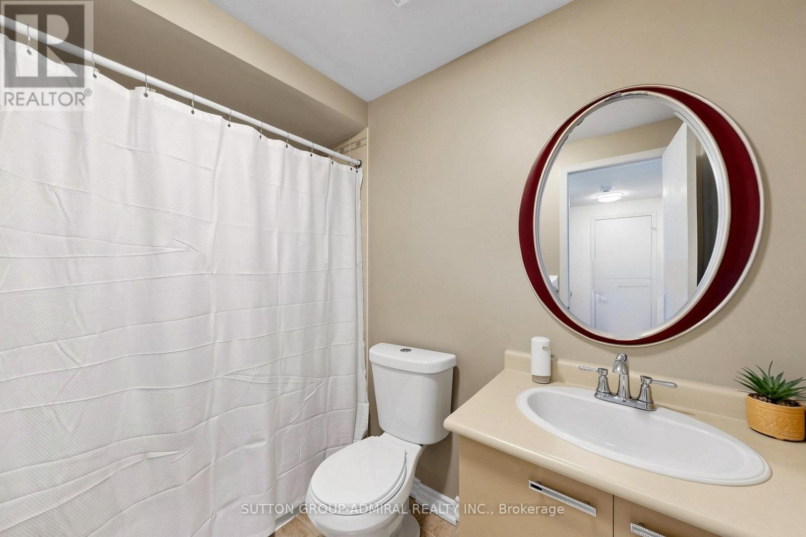 48 - 52 Brandy Lane Way, Newmarket, Ontario  L3Y 8P7 - Photo 25 - N13684636